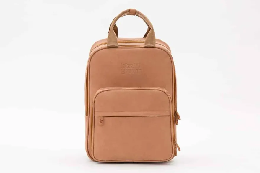 Bizzi Growin RucPOD® Pusletaske og rejseseng - Vegan Leather - Porcini