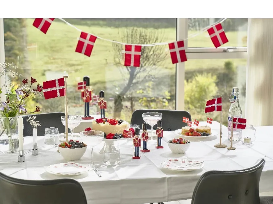 Celebrate Flagstang 28 cm Natur Eg