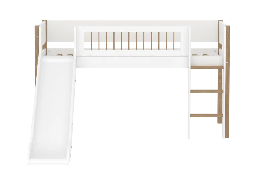FLEXA NOR Halvhøj seng 120 cm med rutchebane, stige og crossbar sengehest 90x200 cm - Hvid/eg
