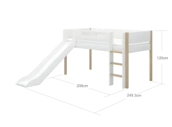FLEXA NOR Halvhøj seng 120 cm med rutchebane, stige og cut out sengehest 90x200 cm - Hvid/eg