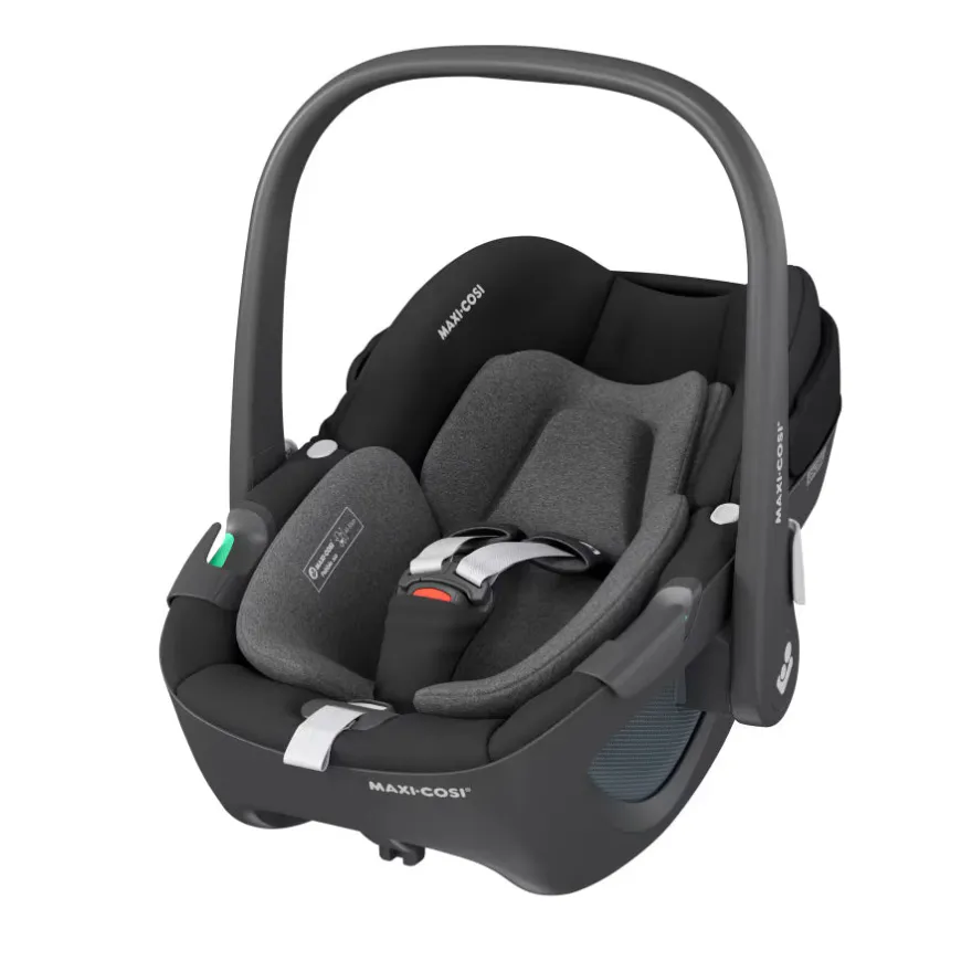 Maxi Cosi Pebble 360 - Essential black uden base